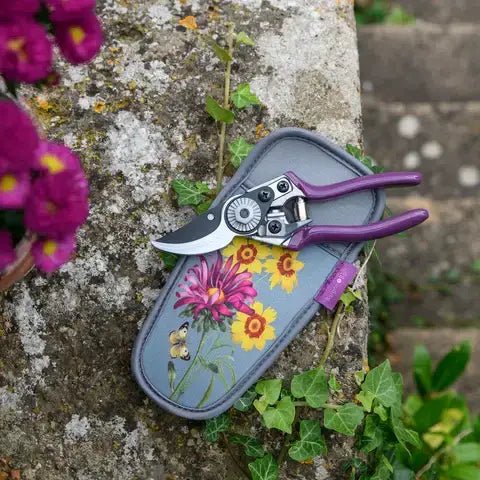 Snoeischaar geschenkset met riemhouder - Tuinkabouter Chrisje